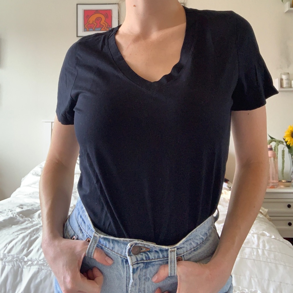 Banana Republic Signature Tee